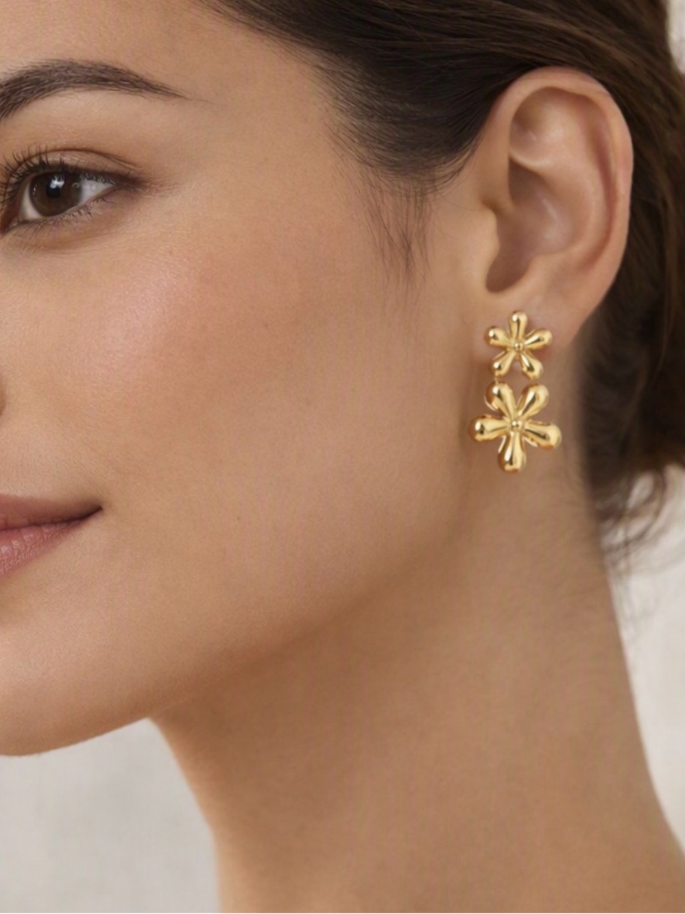 Gold Double Daisy Flower Stud Earrings